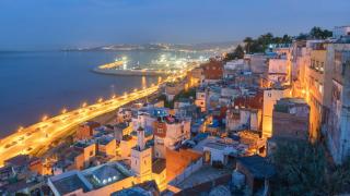 اكتشف سحر طنجة: جولة تاريخية وطبيعية في عروس الشمال